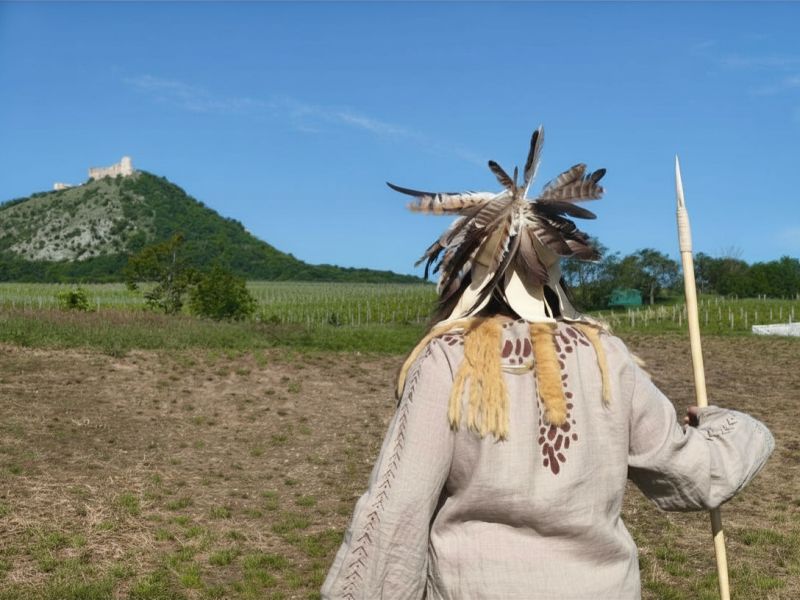 Den dětí v archeoparku: Jak přežít v pravěku