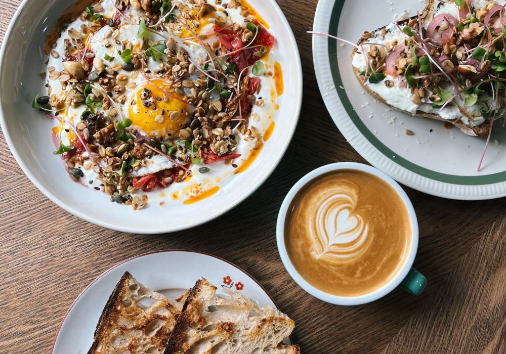 MOJI café