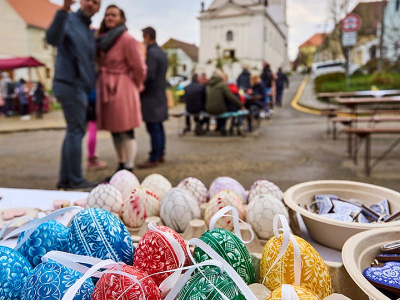 Velikonoční neděle na návsi