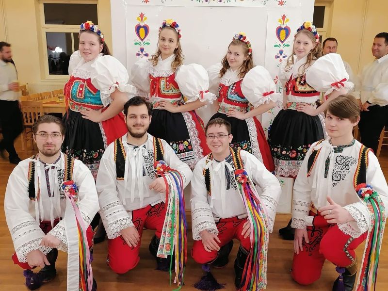 Pátý krojovaný ples